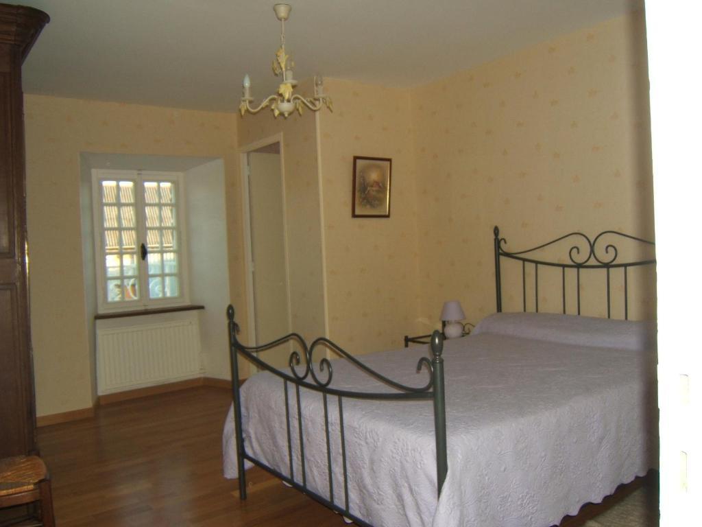 Bed and Breakfast La Robiniere Cerisy-la-Salle Zimmer foto